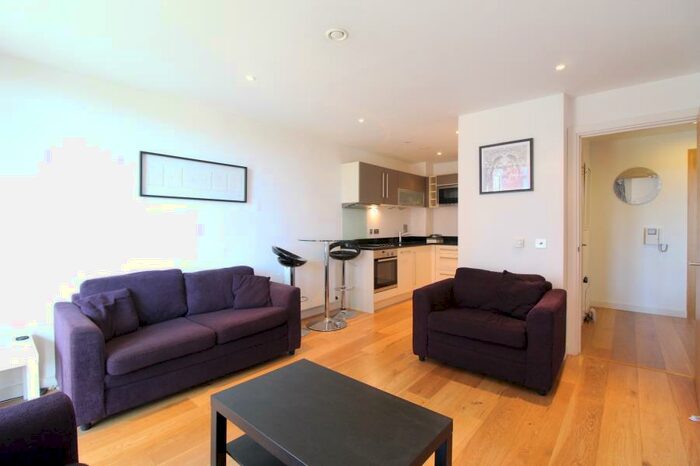 1 Bedroom Apartment To Rent In Watermans Place, Granary Wharf, LS1