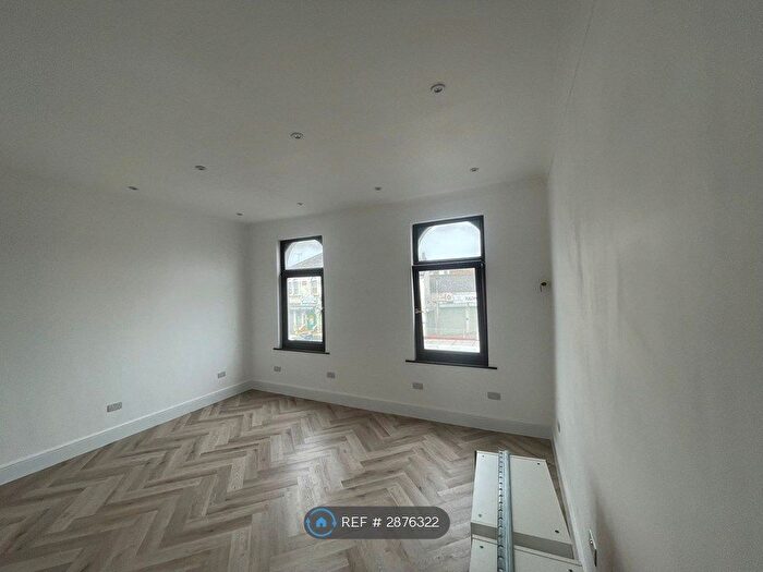 3 Bedroom Flat To Rent In Barking Road, London, E13