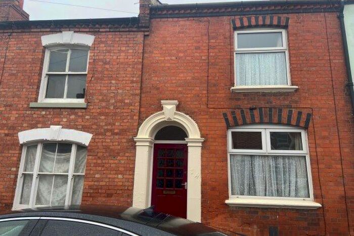 2 Bedroom Property To Rent In Cloutsham Street, Northampton, NN1
