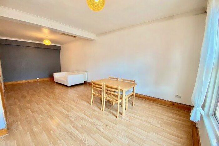 1 Bedroom Flat To Rent In Hoe Street, London, E17