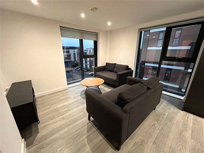 3 Bedroom Flat To Rent In Downtown, Woden Street, Salford, M5