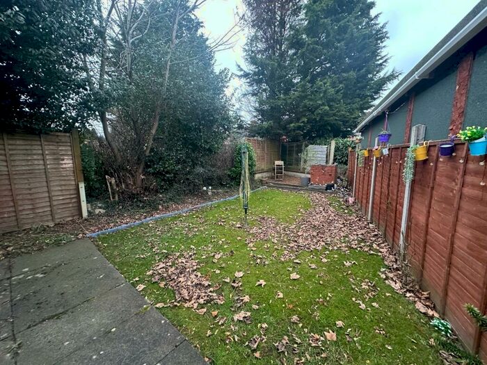 1 Bedroom Flat To Rent In Pitmaston Road, Hall Green, B28