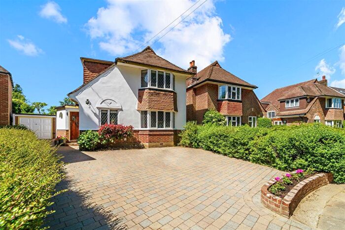 4 Bedroom Detached House For Sale In Tangier Way, Burgh Heath, Tadworth, KT20