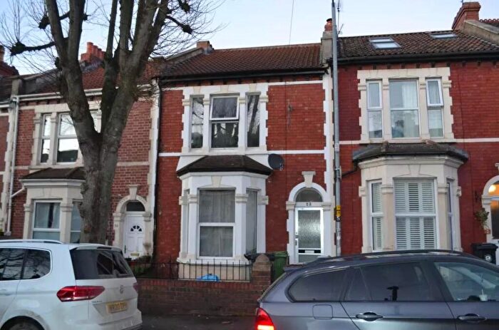4 Bedroom House To Rent In Freemantle Road, Bristol, BS5