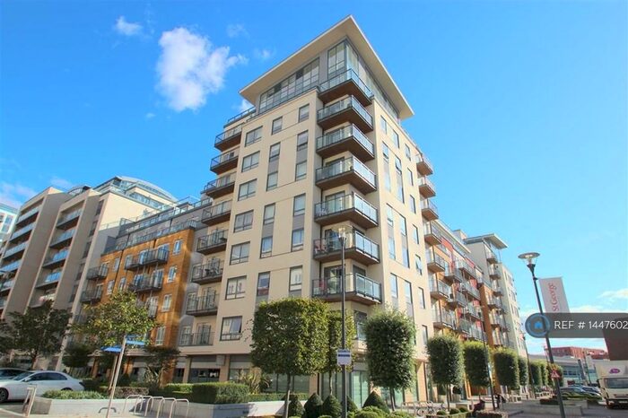 2 Bedroom Flat To Rent In Croft House, London, NW9