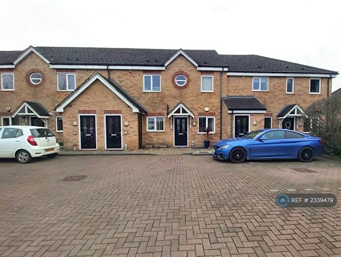 2 Bedroom Flat To Rent In Bridge Street, Deeping St. James, Peterborough, PE6