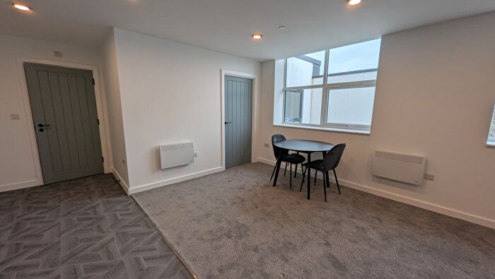 1 Bedroom Flat To Rent In Apartment, Tulip Steet, Carnation Place, NG9