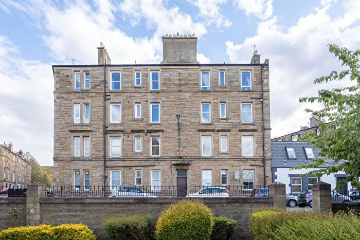 1 Bedroom Flat To Rent In Dalgety Road, Edinburgh, EH7