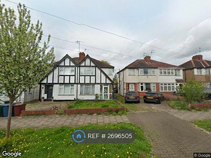 3 Bedroom Semi Detached House To Rent In Tintern Way, Harrow, HA2