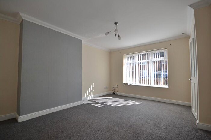 3 Bedroom Terraced House To Rent In Stratton Close, Hull, HU8