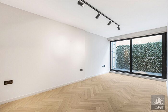 1 Bedroom Flat To Rent In Spurstowe Terrace, Hackney, London, E8