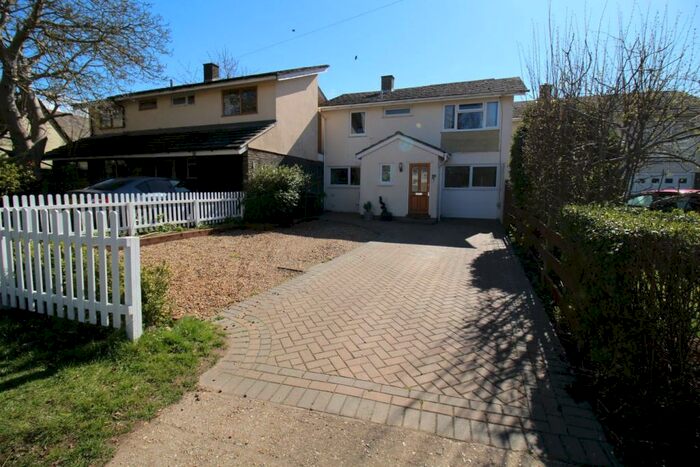 4 Bedroom Link Detached House For Sale In High Street, Sutton, Sandy, SG19