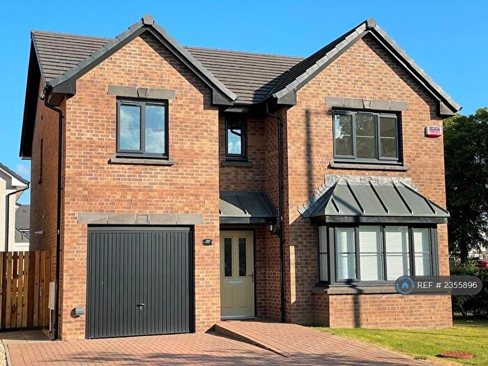 4 Bedroom Detached House To Rent In Roundhouse Circle, Renfrew, PA4