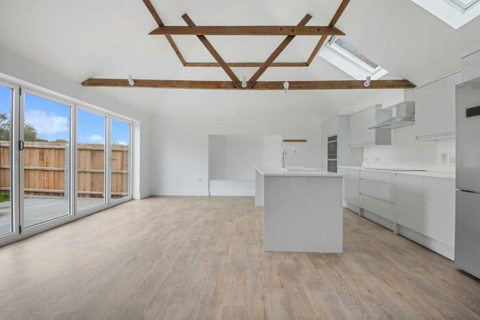 3 Bedroom Detached Bungalow To Rent In Onion Barn, Brook Road, SG8