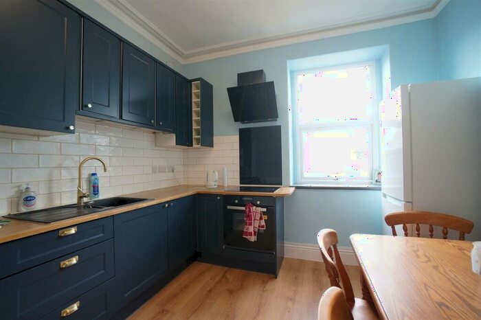 2 Bedroom Apartment To Rent In High Street, Apartment, Bangor, LL57
