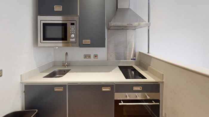 1 Bedroom Studio To Rent In Queens Road, Bristol, BS8