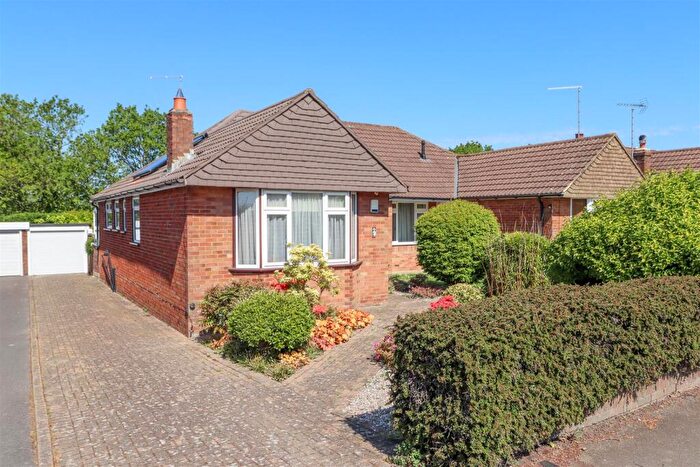 3 Bedroom Semi-Detached Bungalow For Sale In Treadcroft Drive, Horsham, RH12