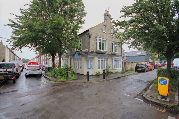 2 Bedroom Flat To Rent In Catharine Street, Cambridge, CB1