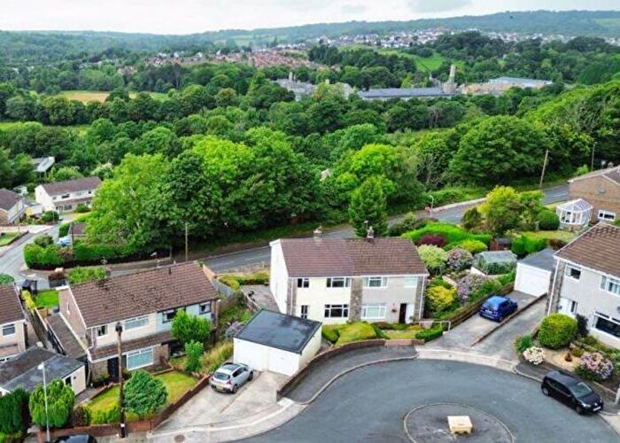 3 Bedroom Semi Detached House For Sale In Woodside Avenue, Bridgend, CF31