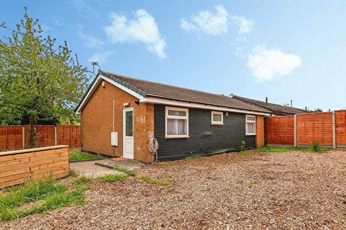 2 Bedroom Detached Bungalow For Sale In Wigman Road, Nottingham, NG8