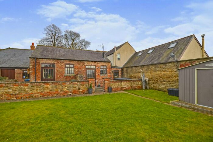 3 Bedroom Semi-Detached House For Sale In Low Street, Kirkby Fleetham, Northallerton, DL7