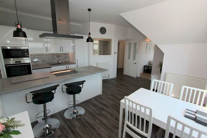 2 Bedroom Apartment To Rent In Thornhill Road, Mannamead, Plymouth, PL3