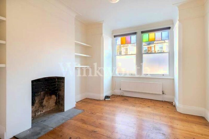 2 Bedroom Flat To Rent In Mount Pleasant Road, London, N17