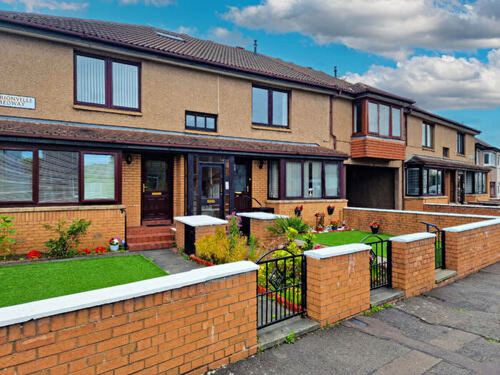 2 Bedroom Flat To Rent In Marionville Medway, Edinburgh, EH7