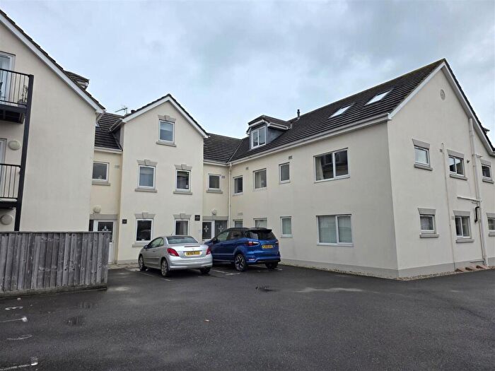 3 Bedroom Flat To Rent In Victoria Avenue, Swanage, BH19