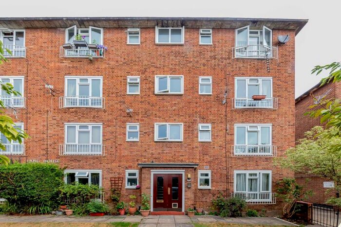 1 Bedroom Flat To Rent In Ward Road, London, N19