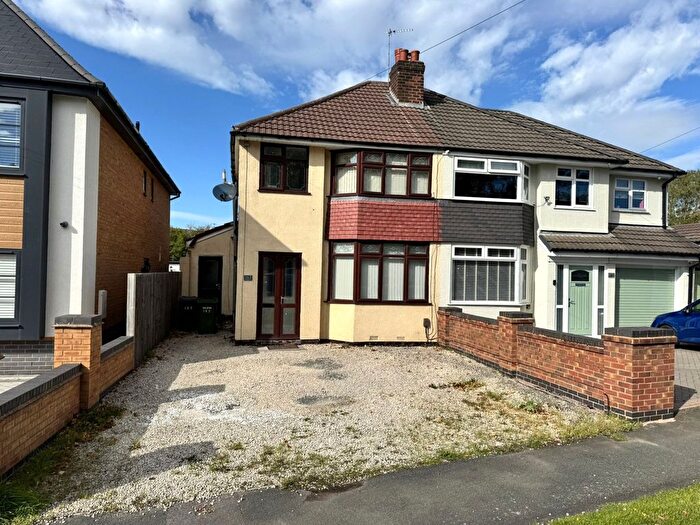 3 Bedroom Semi-Detached House To Rent In Broad Lane South, Wednesfield, WV11