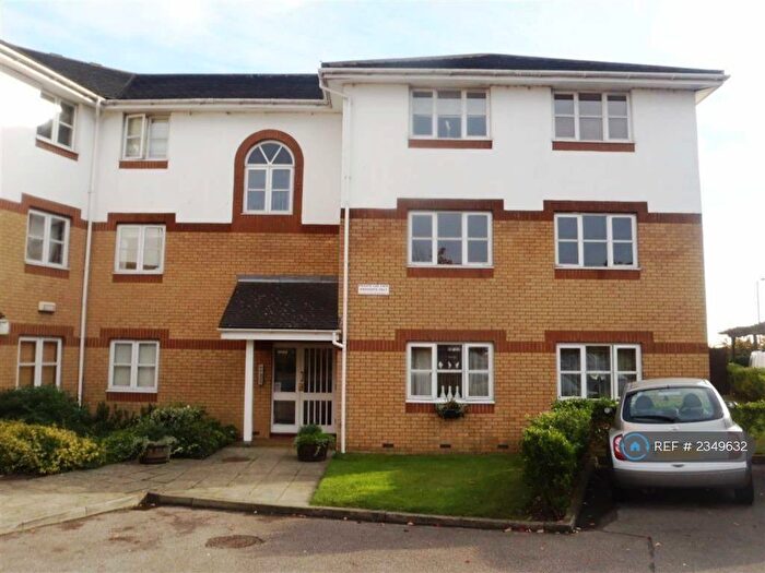 1 Bedroom Flat To Rent In Clifford Road, Grays, RM16