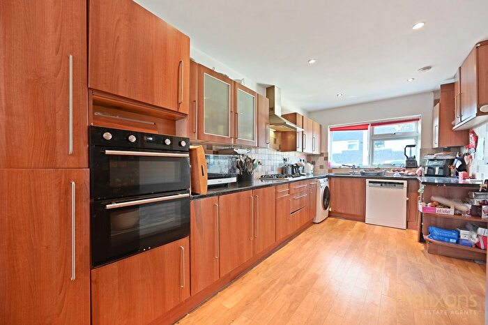 4 Bedroom Terraced House For Sale In Hollman Gardens, London, SW16