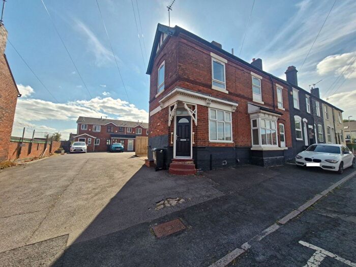 2 Bedroom End Of Terrace House For Sale In Hampton Street, Dudley, DY2