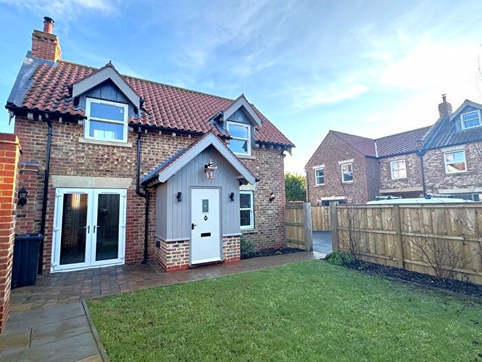 2 Bedroom Detached House For Sale In Westgate, Pickering, YO18