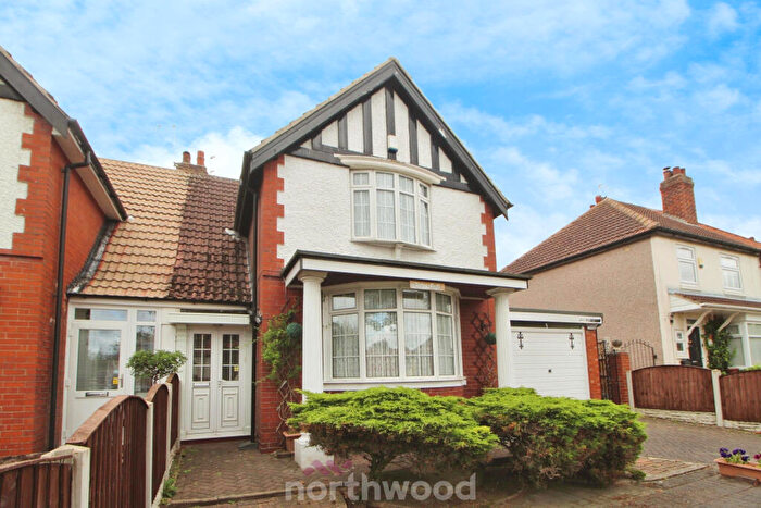 3 Bedroom Semi-Detached House For Sale In The Grove, Wheatley Hills, Doncaster, DN2