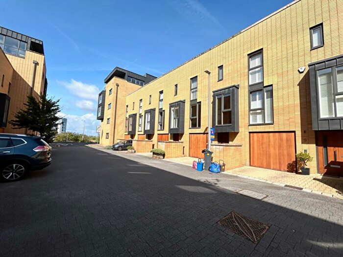 3 Bedroom House To Rent In Francis Street, Cardiff Bay, CF11