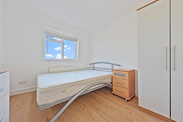 1 Bedroom Flat To Rent In Lexham Gardens, Kensington, W8