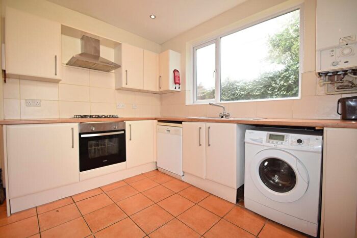 5 Bedroom House To Rent In Monthermer Road, Cathays, CF24