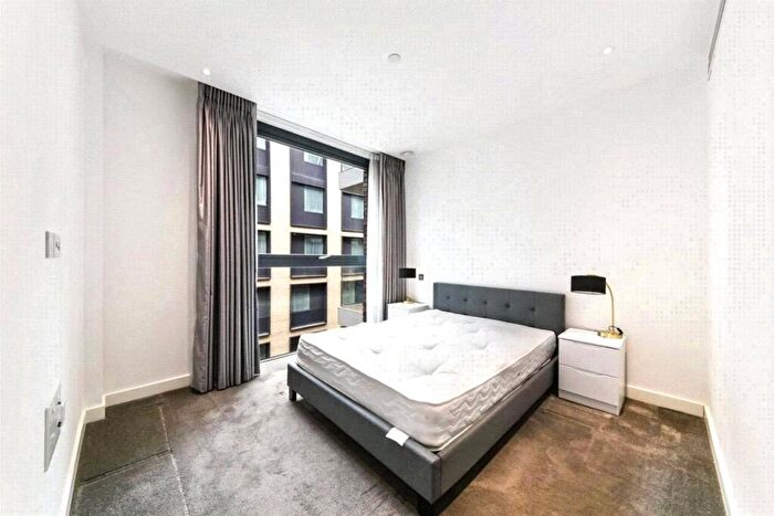 2 Bedroom Apartment To Rent In Catalina House, Goodman's Fields, Aldgate, London, E1