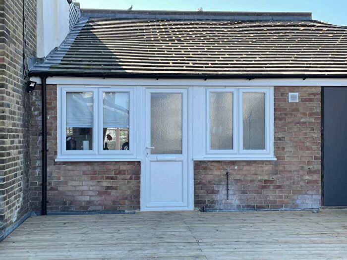 Studio To Rent In High Street, Deal, CT14
