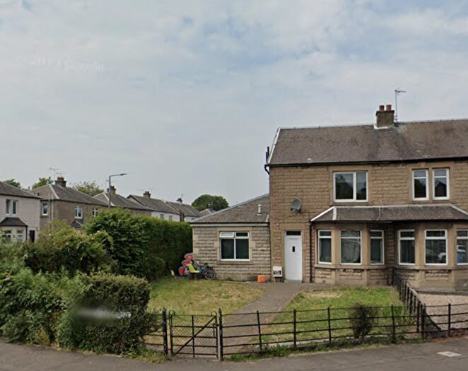 4 Bedroom Semi-Detached House To Rent In Marionville Drive, Edinburgh, City Of, EH7