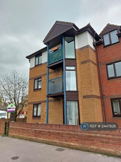 1 Bedroom Flat To Rent In Wexford Court, Croydon, CR0