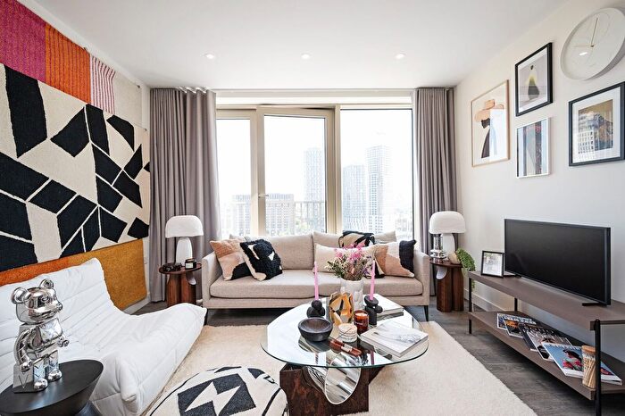1 Bedroom Flat To Rent In Montfichet Road, Stratford, London, E20