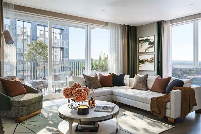 1 Bedroom Flat To Rent In Kennington Lane, London, SE11