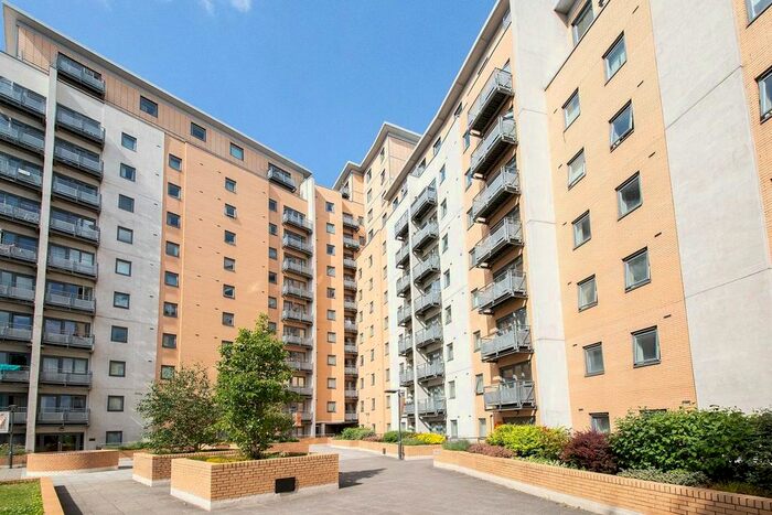 2 Bedroom Flat To Rent In Aspect, Elmwood Lane, Leeds, LS2