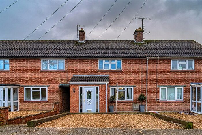 3 Bedroom Terraced House For Sale In St. Aldhelms Road, Sherborne, DT9