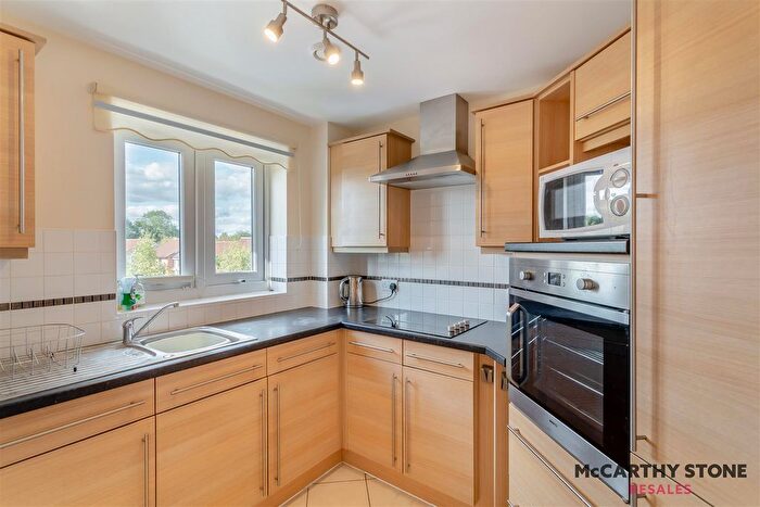 1 Bedroom Flat For Sale In Malpas Court, Northallerton, DL7