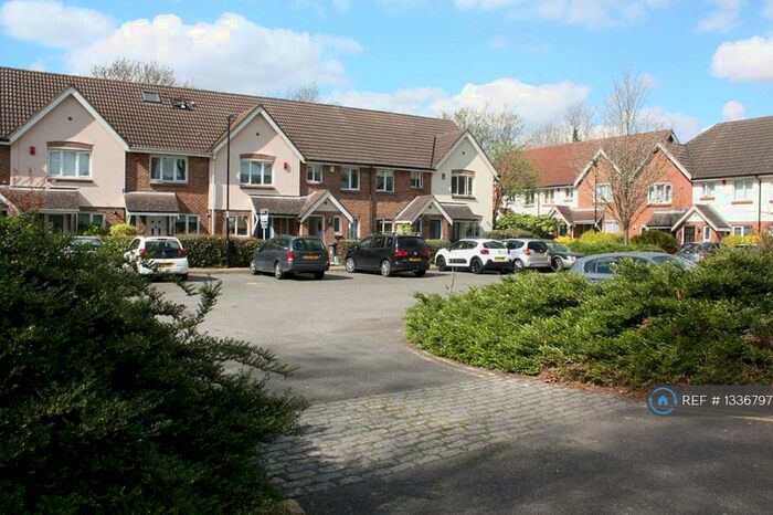 2 Bedroom Terraced House To Rent In Peppermead Square, London, SE13