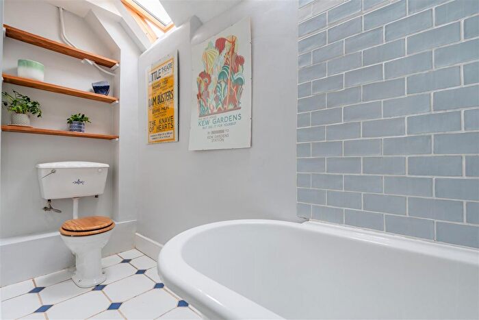 3 Bedroom Terraced House For Sale In Vandyck Avenue, Keynsham, Bristol, BS31